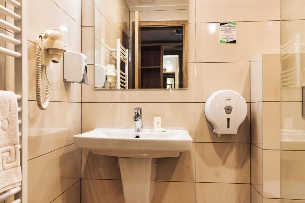 Hotel Domnitei Călimăneşti Eksteriør bilde