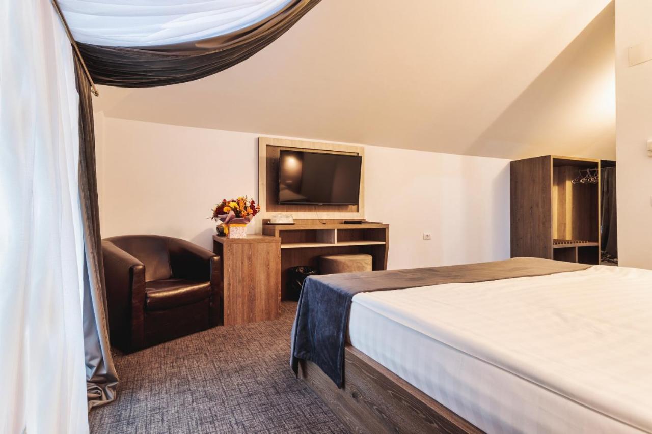 Hotel Domnitei Călimăneşti Eksteriør bilde