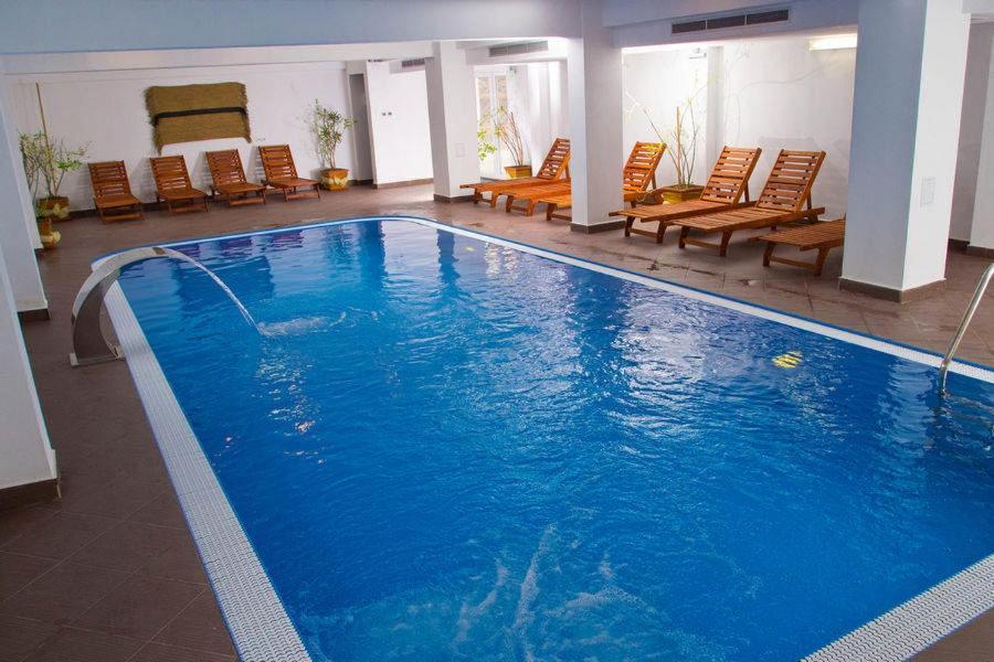 Hotel Domnitei Călimăneşti Eksteriør bilde